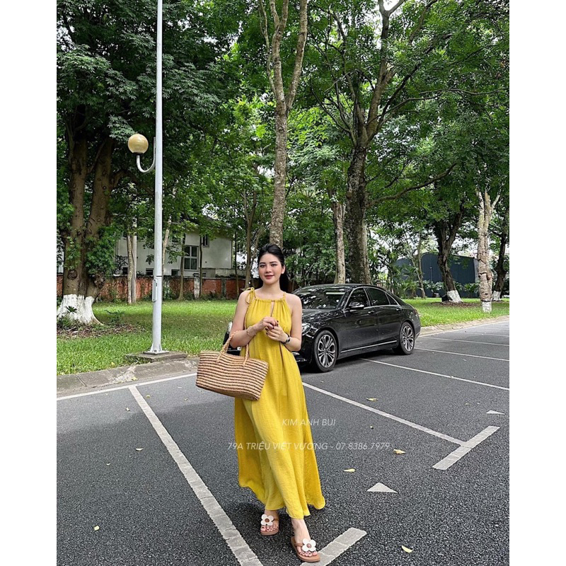 Váy Cổ Yếm Tơ Lụa Kim Anh Bùi