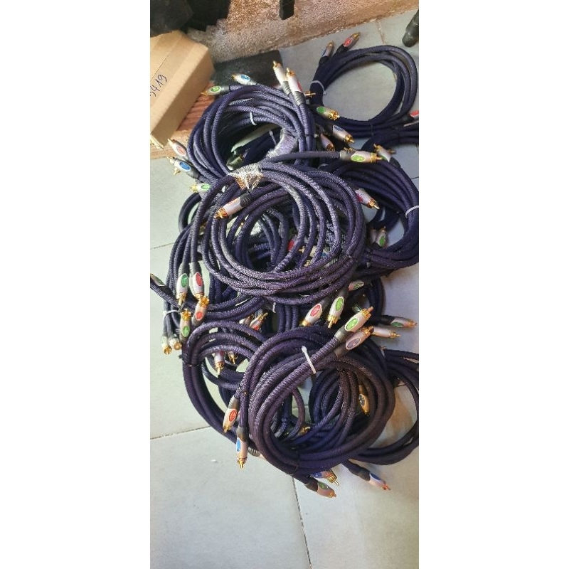 Dây av Monster bãi 1.5m