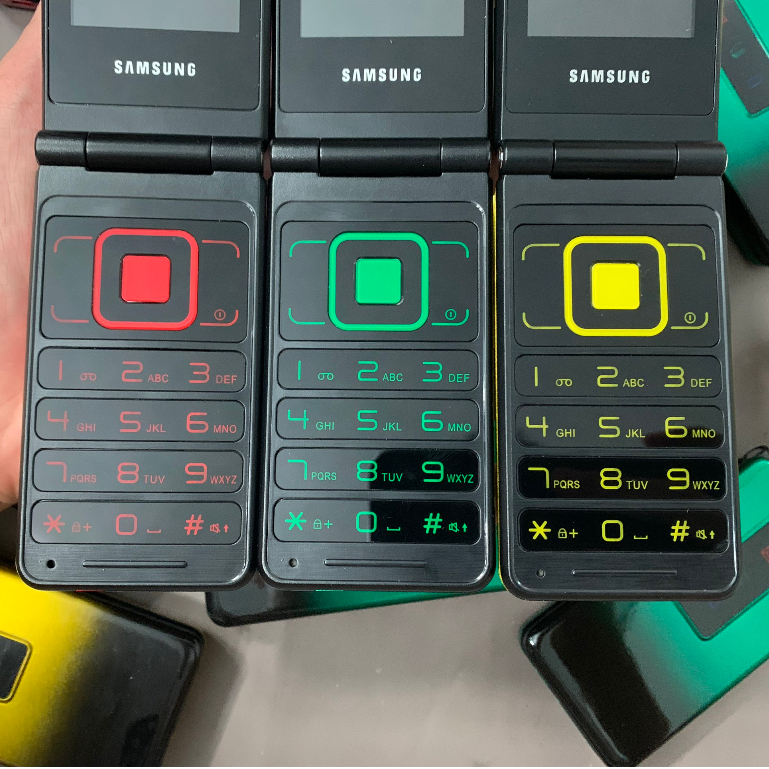 Điện Thoại Sam Sung Nắp Gập T - 320E 2Sim - Máy Mới 100% FullBox - Chữ To Dễ Sử Dụng Người Già - Bảo hành 12 tháng