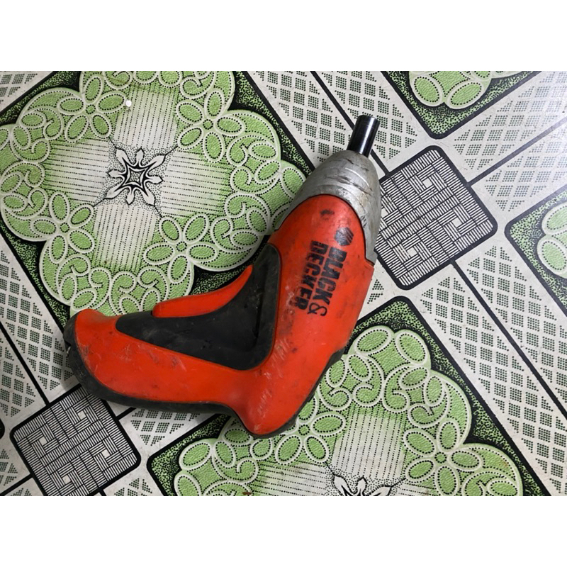 Máy bắn vít Black & decker mini: CP300X và CSD300T .