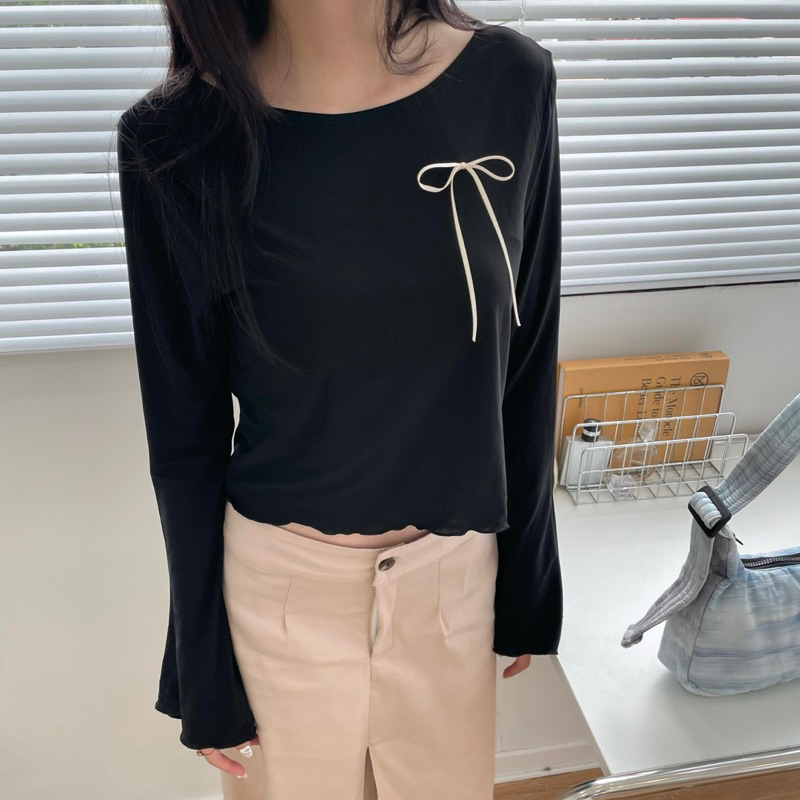 Long sleeve flared top áo tay dài loe