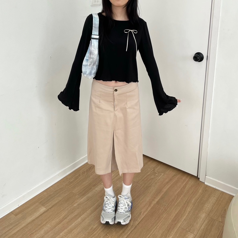 Long sleeve flared top áo tay dài loe