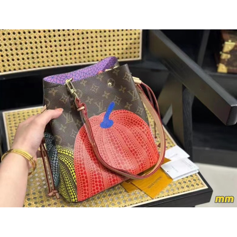 LV NÉONOE SUPVIP BÍ NGÔ fullbox bill túi vải