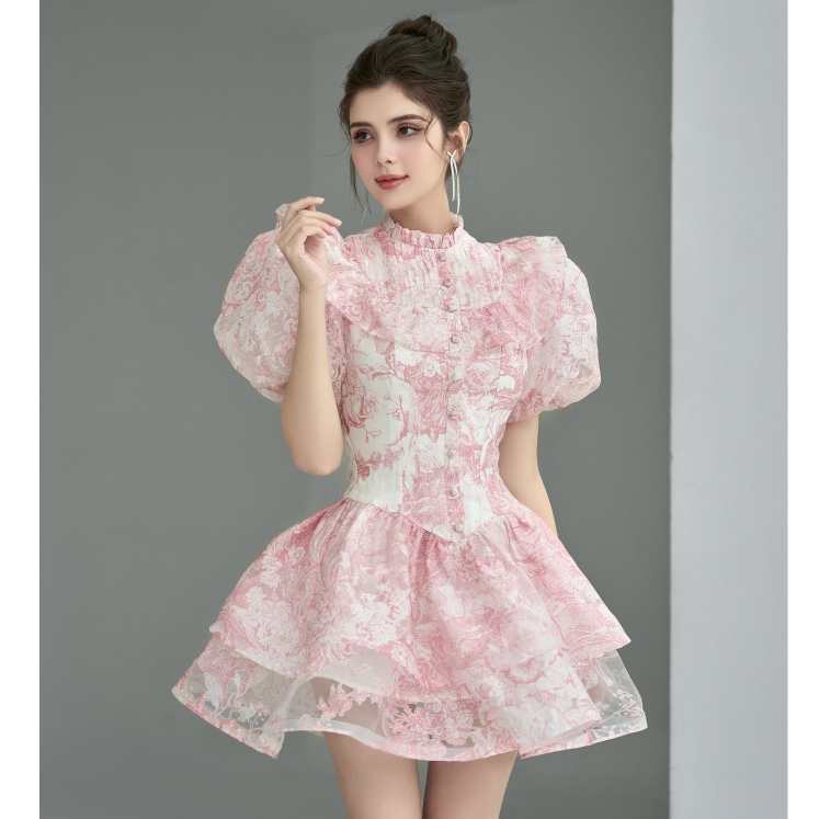 Đầm hồng hoạ tiết, đầm bánh bèo Those Studios bay bổng nhẹ nhàng Camelia Dress