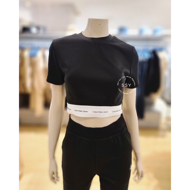 [ ORDER ] Áo phông Calvin Klein ngắn tay croptop dành cho nữ J219617