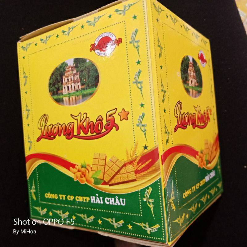 Lương khô 5* Hải Châu 1hộp 10 chiếc 700g