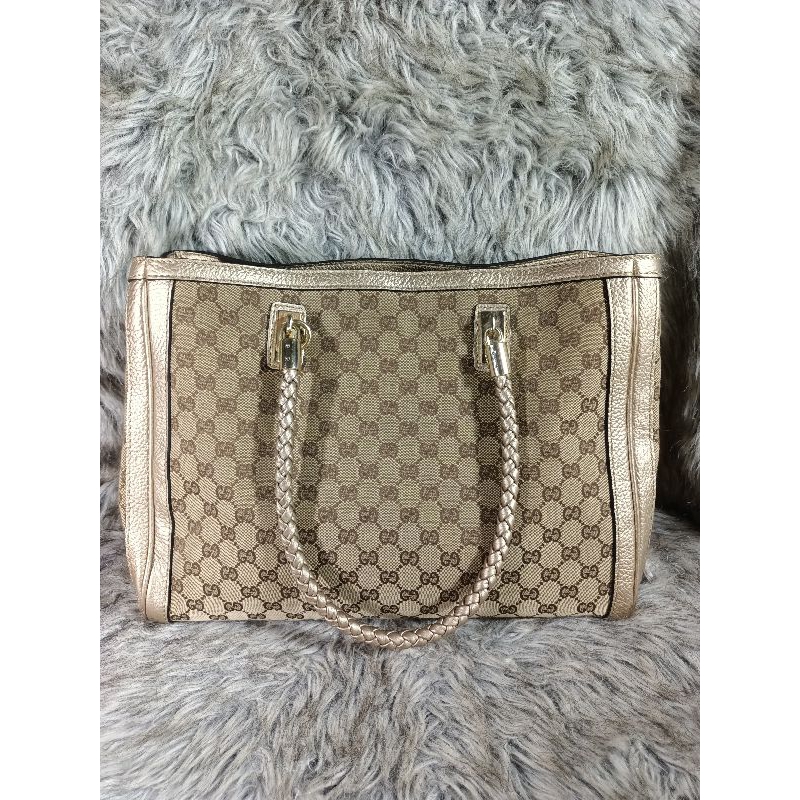 Túi xách si hiệu Gucci