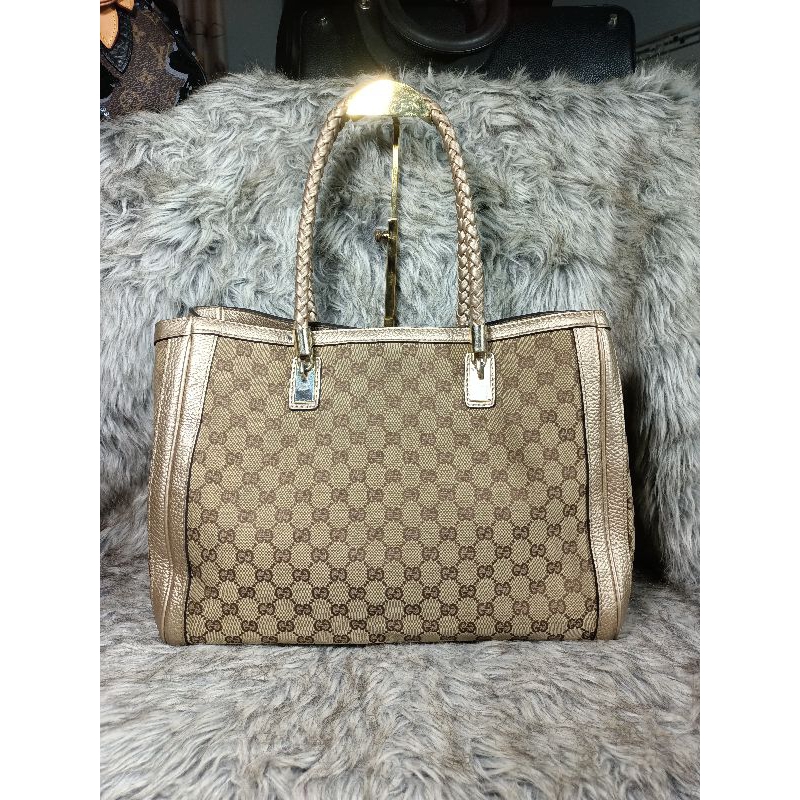 Túi xách si hiệu Gucci