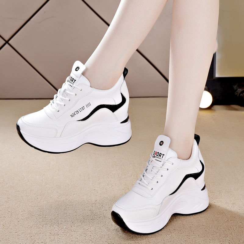 Giày thể thao nữ , giày sneaker nữ độn đế nâng chiều cao, màu trắng và màu đen