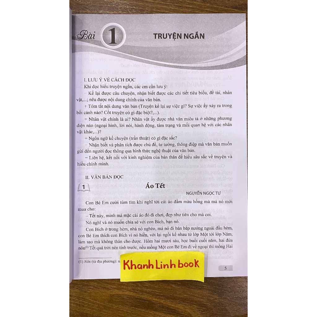 Sách - Văn bản đọc hiểu ngữ văn 8