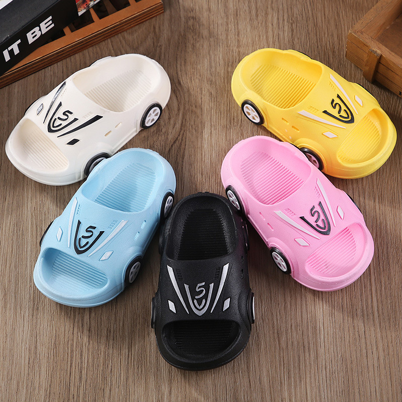 Dép bé gái , dép bé trai , hình dáng ô tô đáng yêu ngộ nghĩnh, bằng nhựa dẻo mềm êm chân chống trơn trượt, nhiều màu