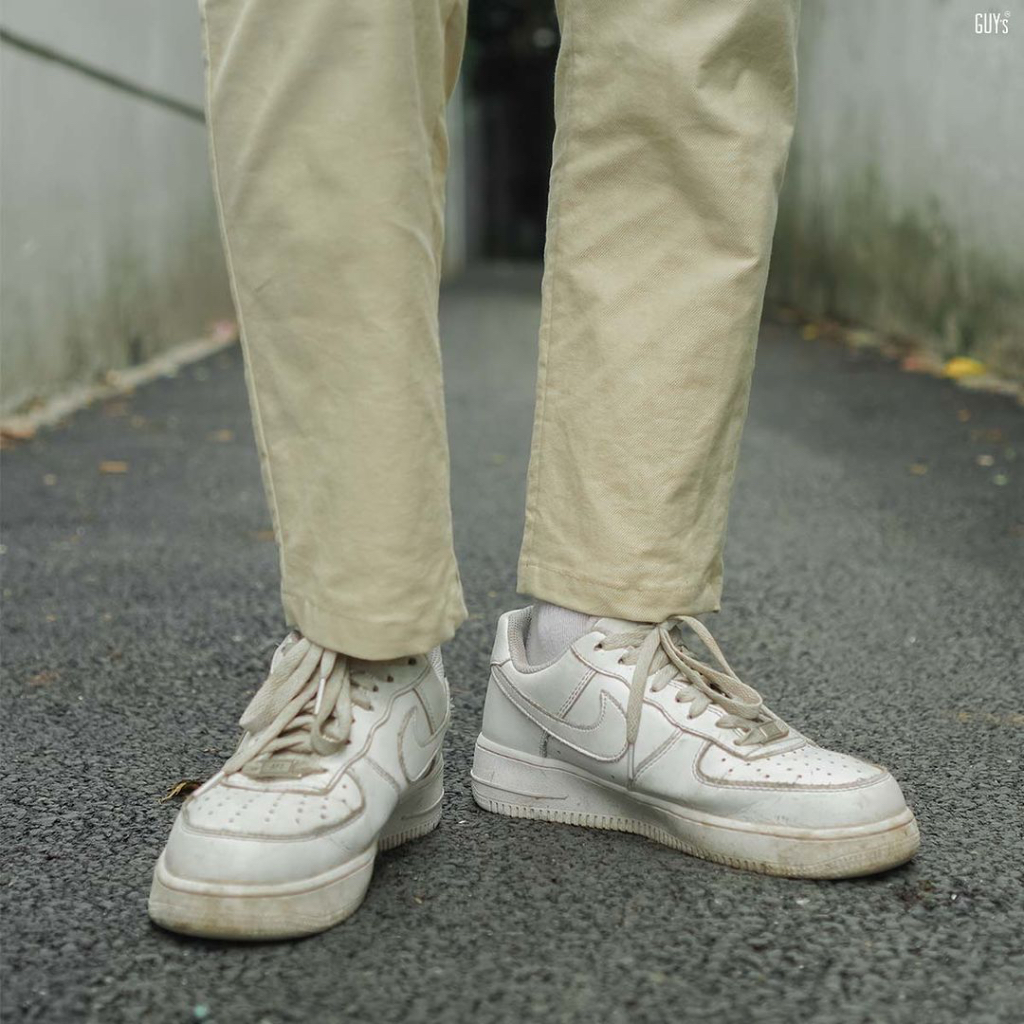 Quần kaki Ross Pants, Chất liệu kaki, Dáng slim fit tôn dáng, Co giãn tốt