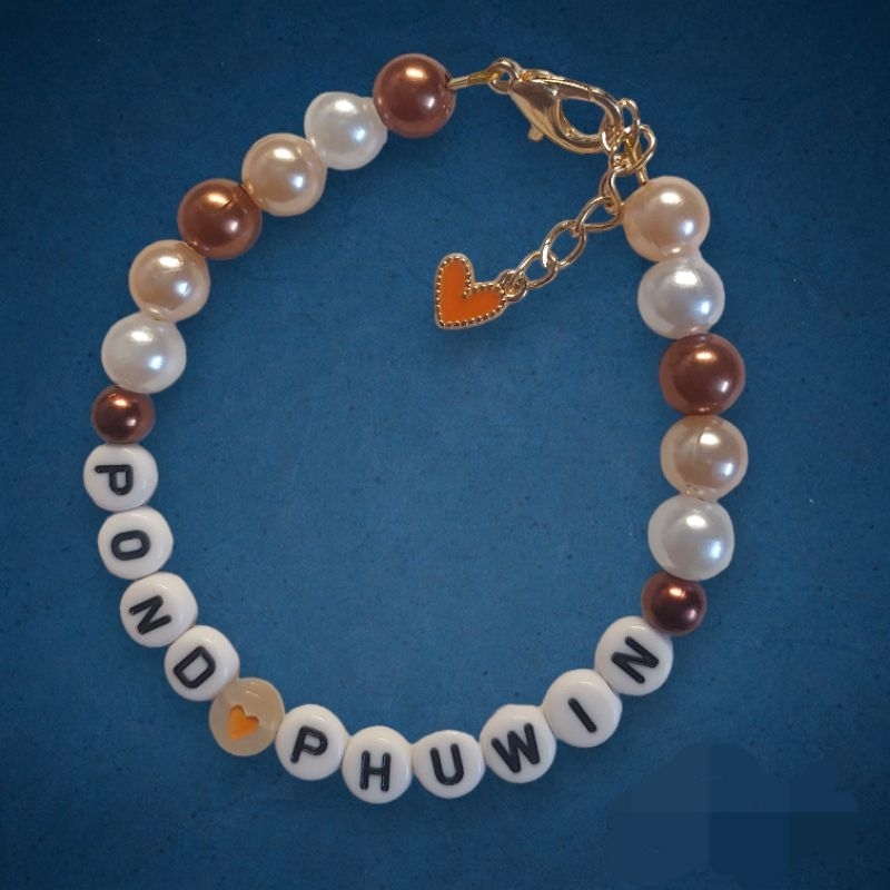 Vòng tay hạt bẹt, hạt cườm nhựa giả ngọc trai mix màu thay chữ theo yêu cầu