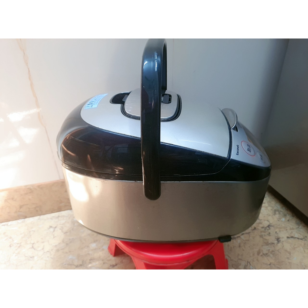 Nồi cơm điện cao tần Tiger tacook 1L nhật bãi