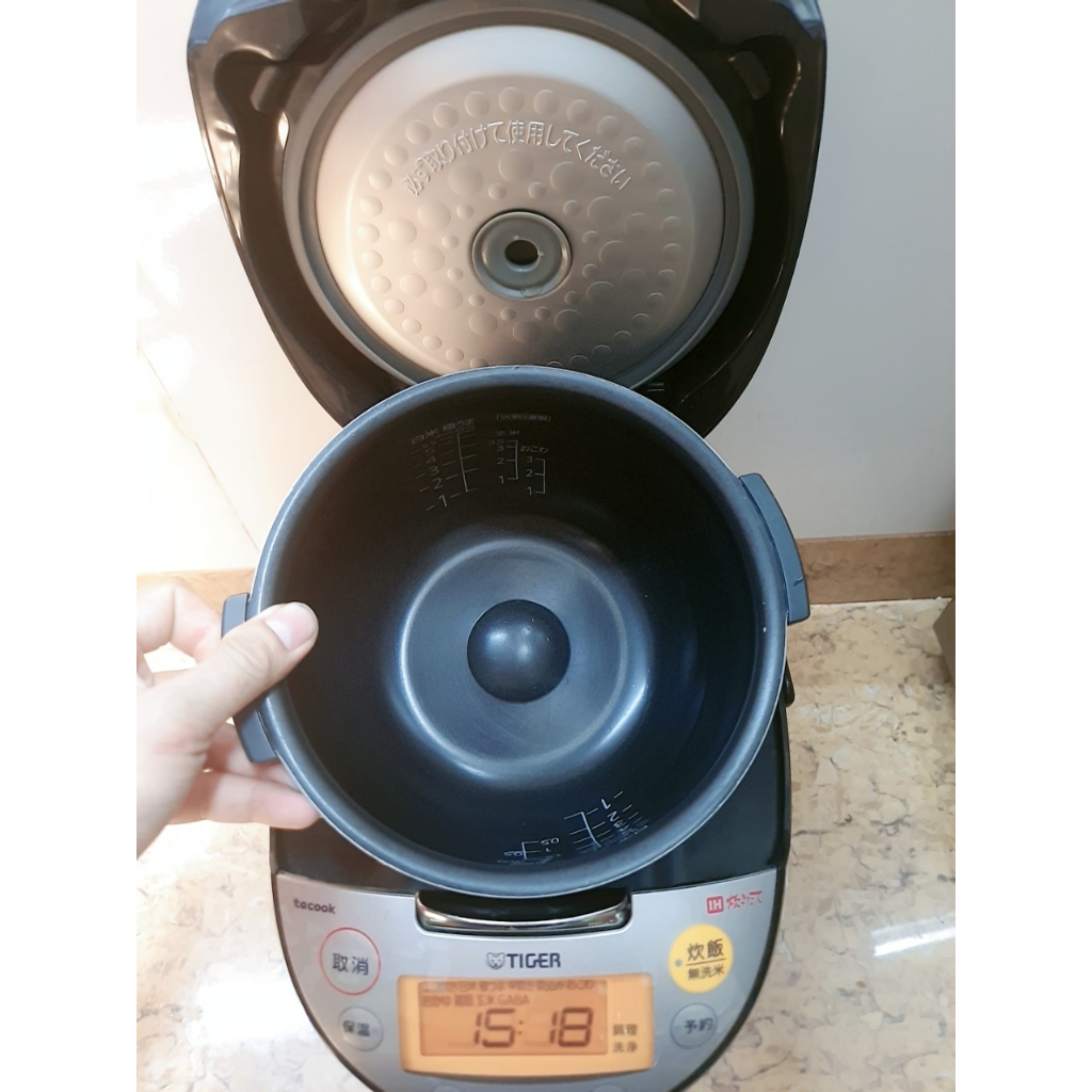 Nồi cơm điện cao tần Tiger tacook 1L nhật bãi