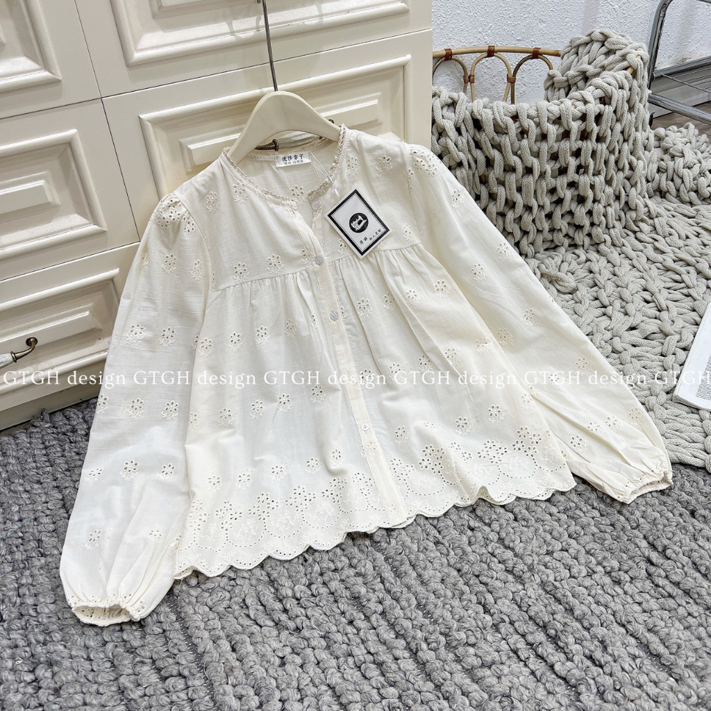 Siuu phẩm áo sơ mi ren babydoll vạt sóng so hott