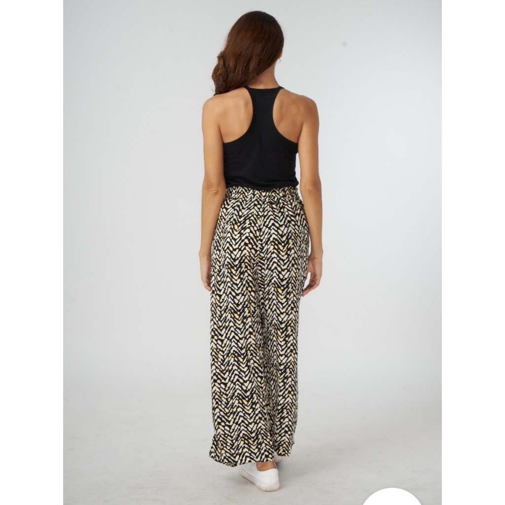 Áo 2 dây tank top chất vải cotton mỏng  nhẹ, thoáng mát dư xịn