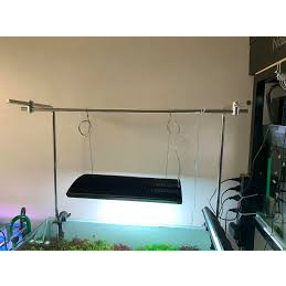 GIÁ TREO ĐÈN INOX - GIÁ TREO ĐÈN INOX CHO BỂ KẸP GIẰNG - GIÁ TREO ĐÈN INOX CHO BỂ CÔNG NGHỆ MỚI