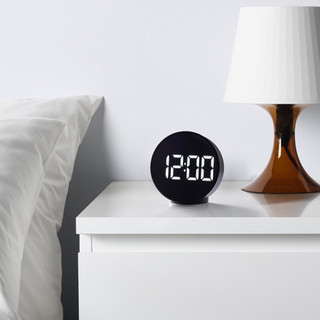 ĐỒNG HỒ ĐỂ BÀN IKEA PLUGGET - TW MALL