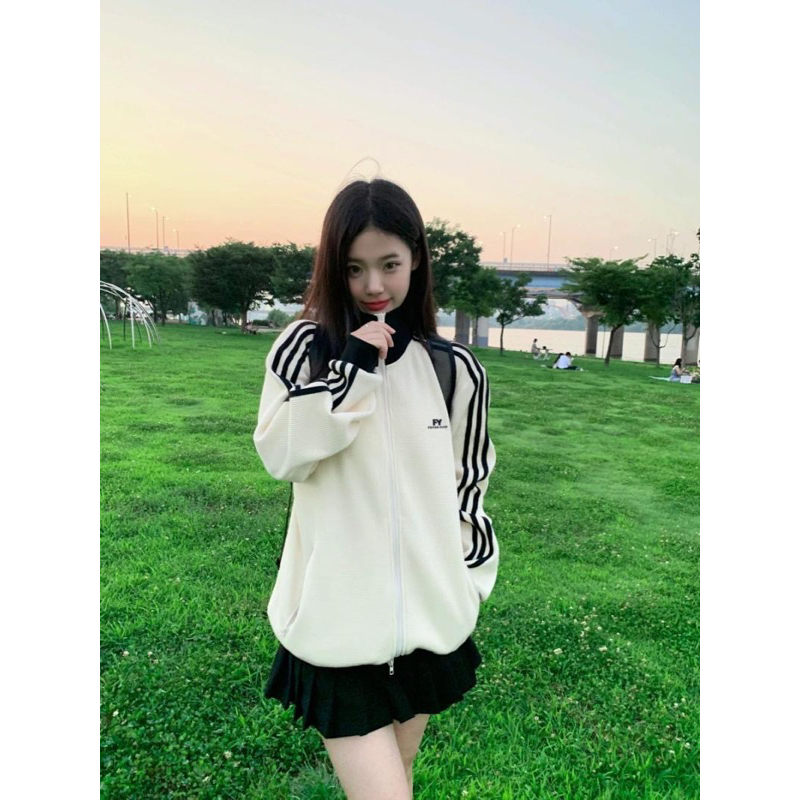 Áo khoác FY vintage màu sữa