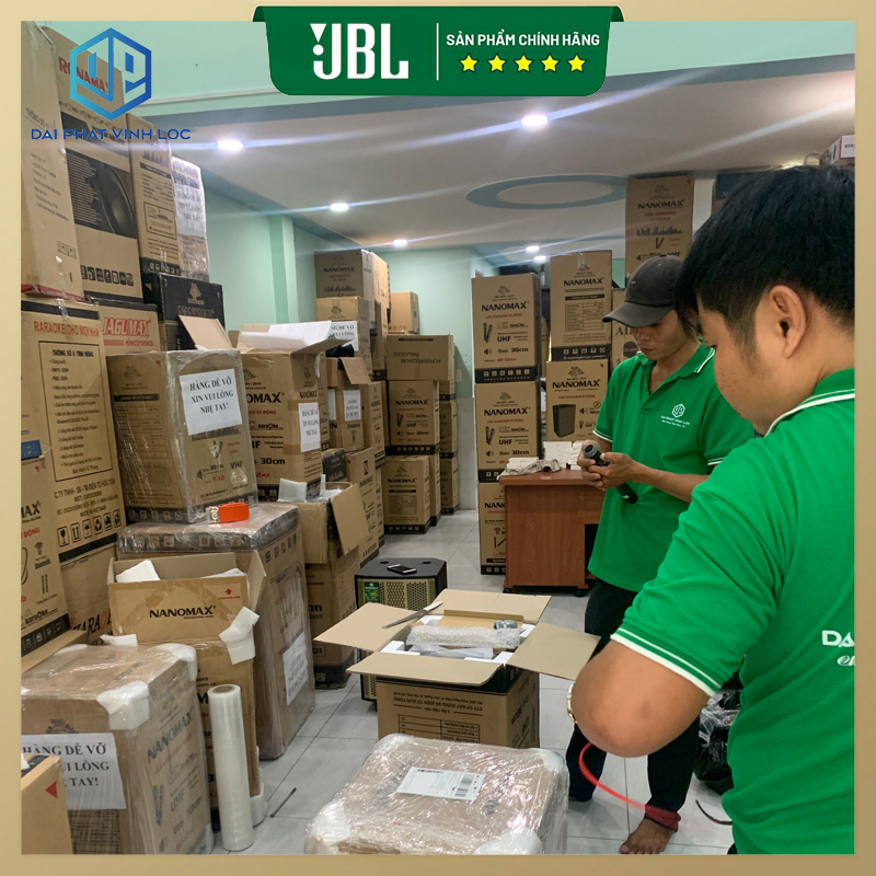 Loa karaoke xách tay JBL K-20 Loa 2 đường tiếng, 2 bass 20cm 2 Micro UHF công suất 500W JN10