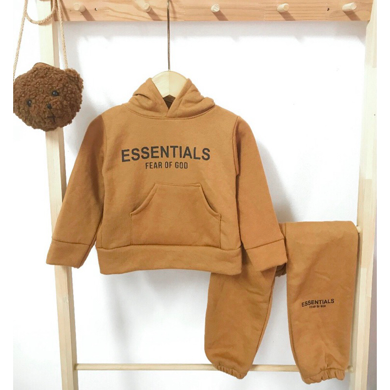 Bộ nỉ dài tay chữ ESSENTIALS siêu ấm cho bé