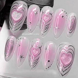 Móng giả_nail box móng thiết kế trái tim tráng gương