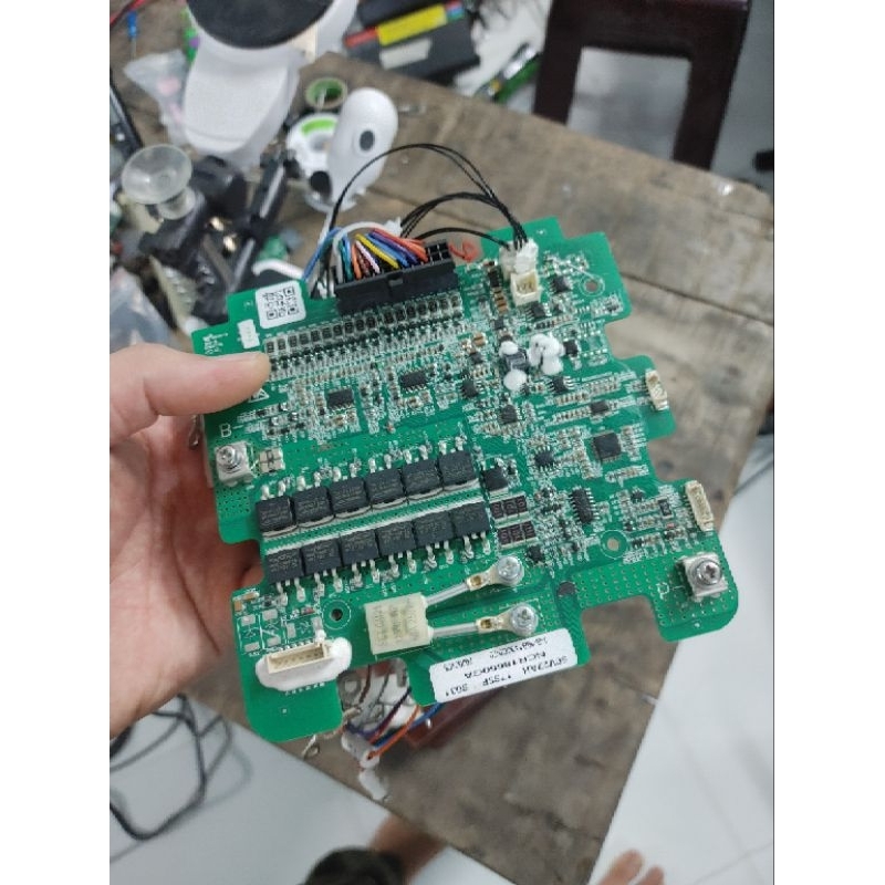 Mạch Bms pin A1 tháo từ pin đầy đủ dây
