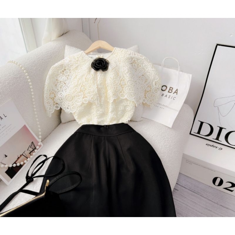 Set áo ren + quần suông kèm tag