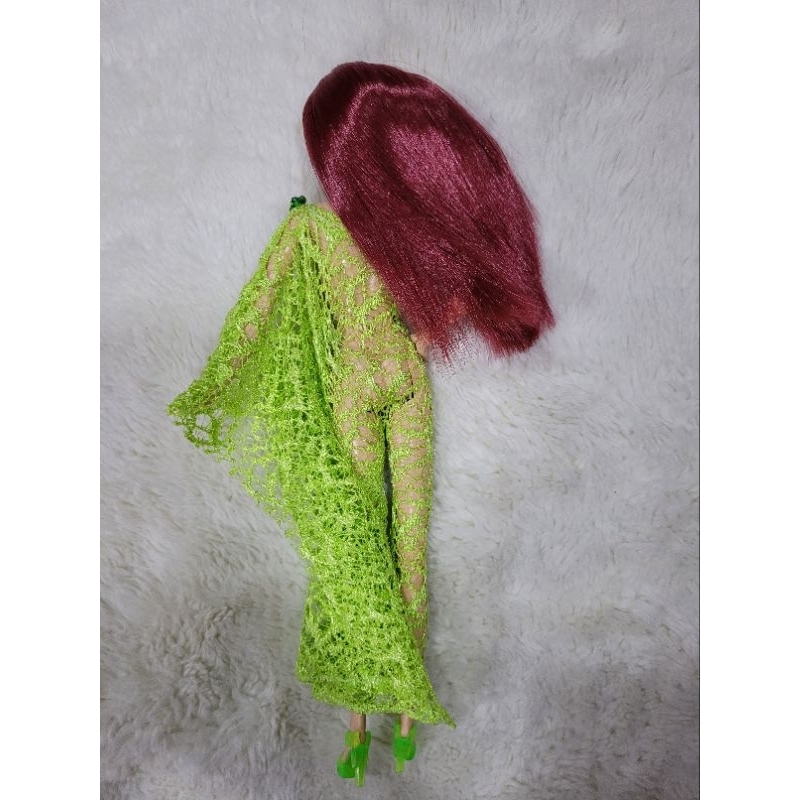 Búp bê barbie Mackie tóc may mắt vẽ