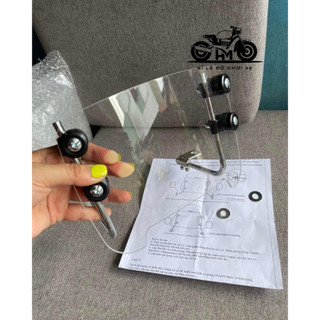 Kính chắn gió xe scoopy dạng mica trong suốt- kèm đủ phụ kiện