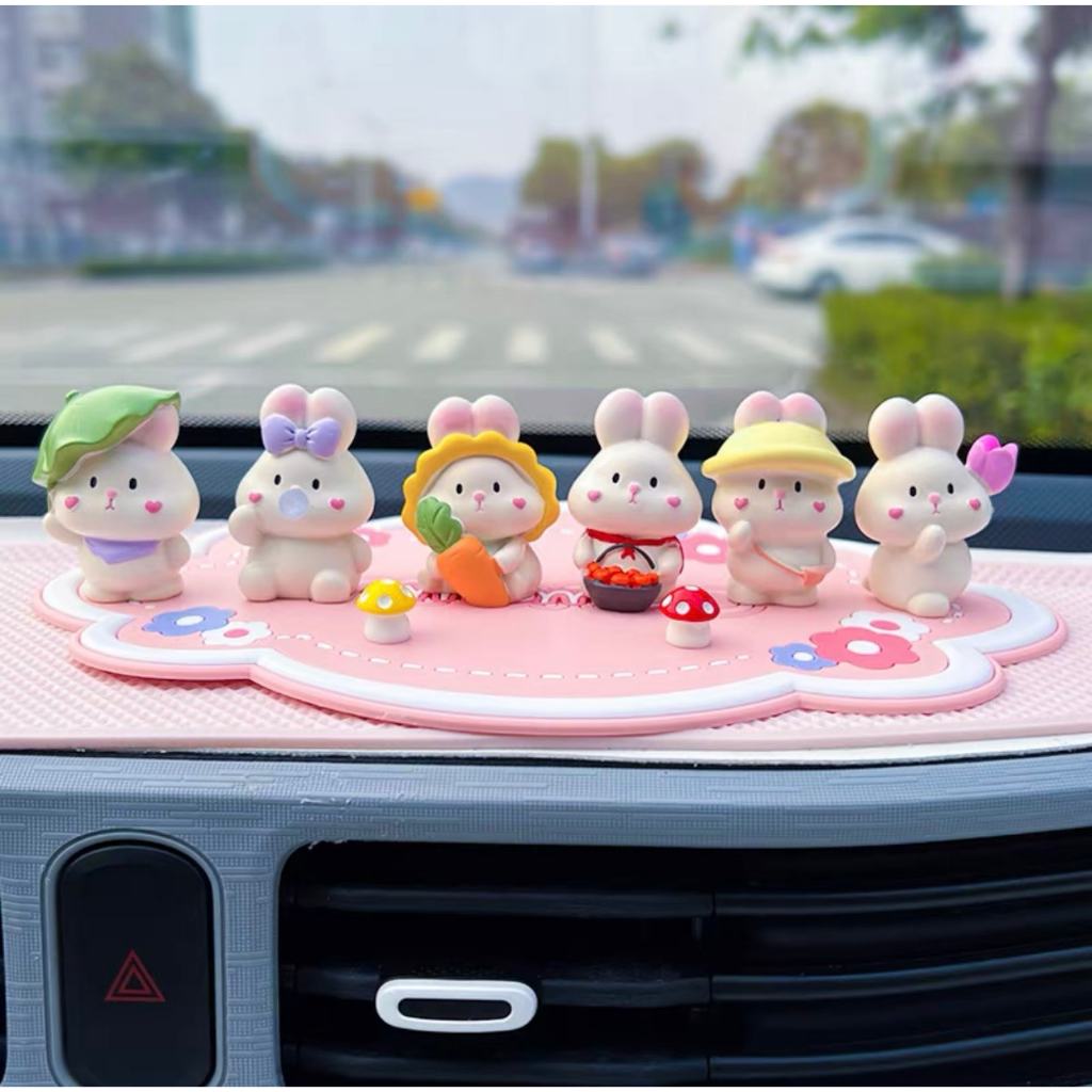 Phụ Kiện Trang Trí Taplo Xe Hơi Hình Thỏ Dễ Thương - Thỏ Để Taplo Xe Ô Tô , Bàn Làm Việc , Văn Phòng