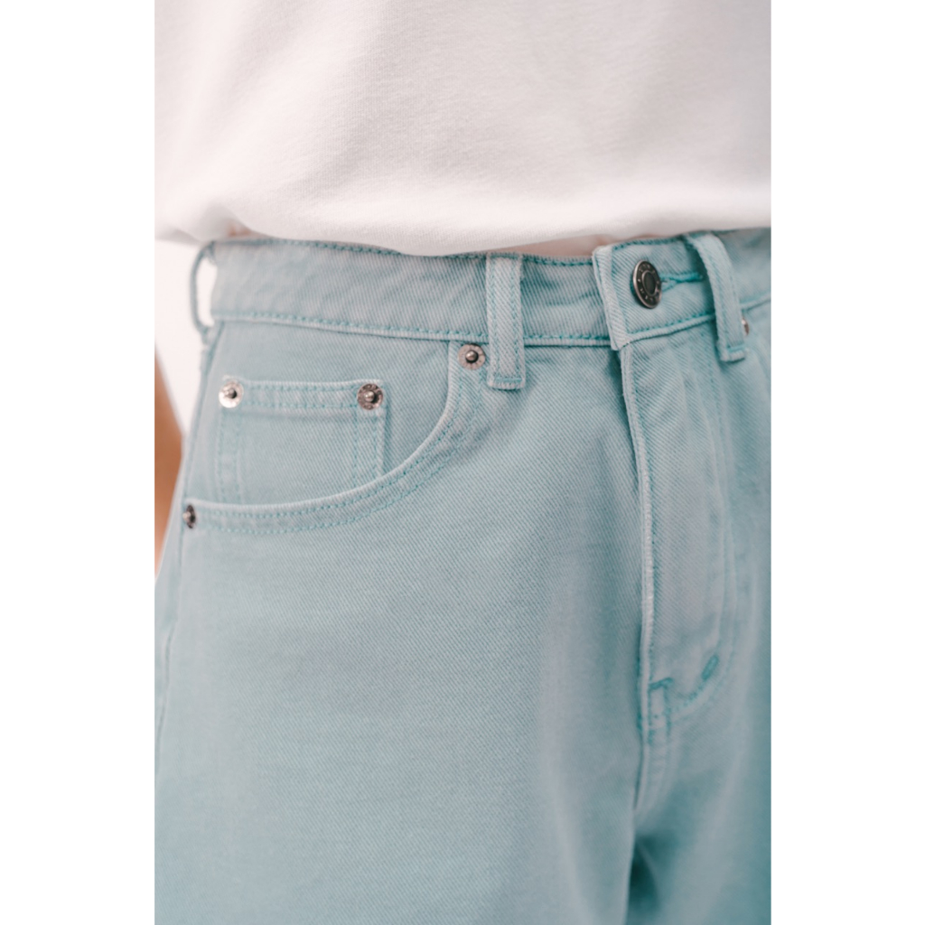 LIBÉ - Quần jean ngắn ống rộng lưng cao màu xanh ngọc