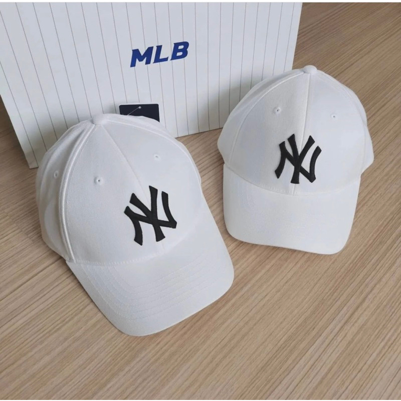Mũ MLB trắng chữ NY đen