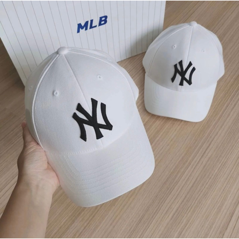Mũ MLB trắng chữ NY đen