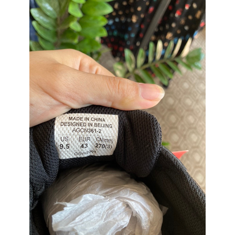 Giày Lining đen thể thao thoáng nhẹ êm chân