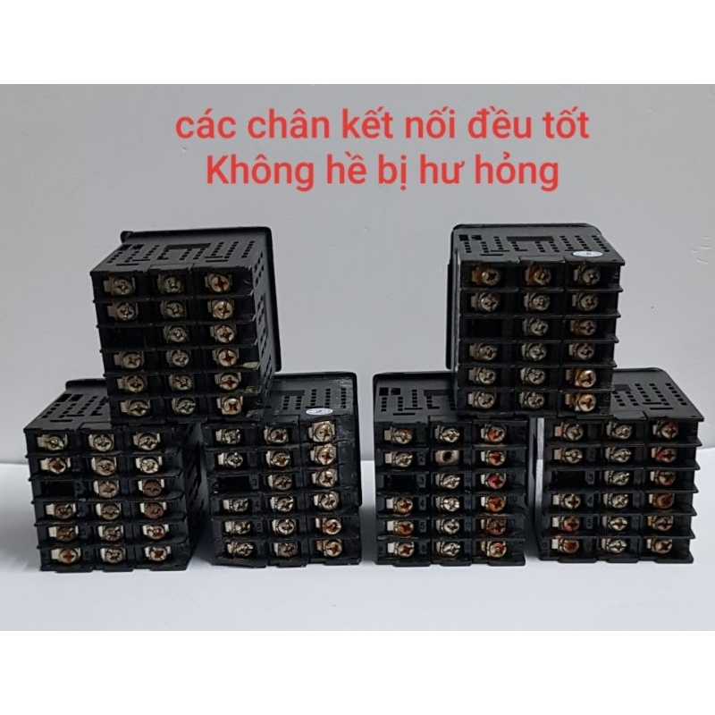 Đồng hồ nhiệt Omron E5CC-QX3ASM-002
