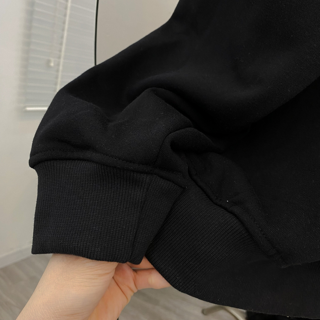 Áo Sweater DORIS STUDIO Form Rộng Unisex Màu Đen