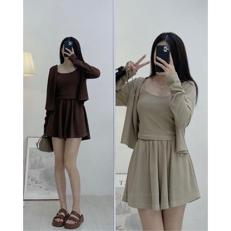 Set 3 món áo hai dây croptop chun lưng kèm khoác cardigan và quần short xếp li giả váy chất thun tăm dễ mặc nhẹ nhàng