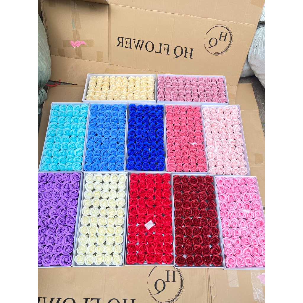 Hoa sáp 3 lớp siêu đẹp,hộp 50b hoa sáp 3l một màu,hàng loại 1 chuẩn form,cánh cứng(CAM KẾT HÀNG ĐẸP)