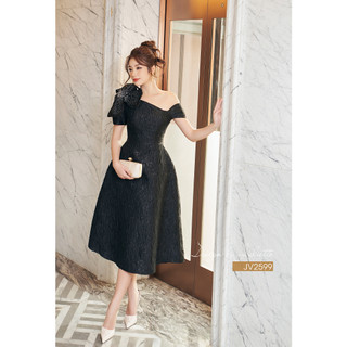 Đầm phối vai đính hoa bản to thiết kế trễ vai bản to dáng xòe thương hiệu JULIETTE - VA0071