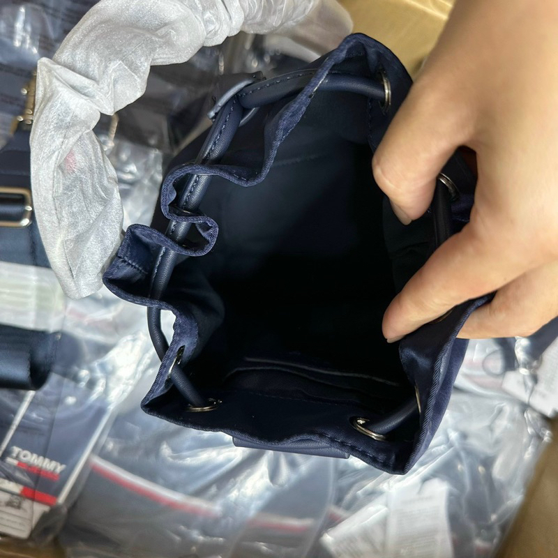 Túi tommy bucket