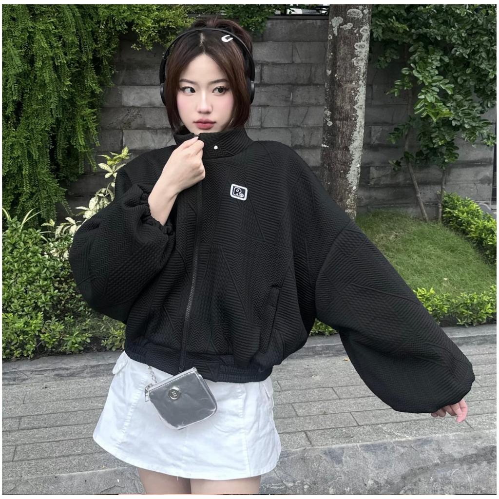 Áo khoác croptop chữ R bo chun - 247store.vn - AokhoacCTR3146_P11K13