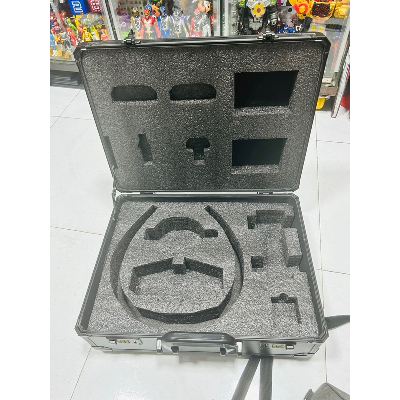 Đồ chơi siêu nhân Vali trưng bày Belt Kiva / CSM KIVA