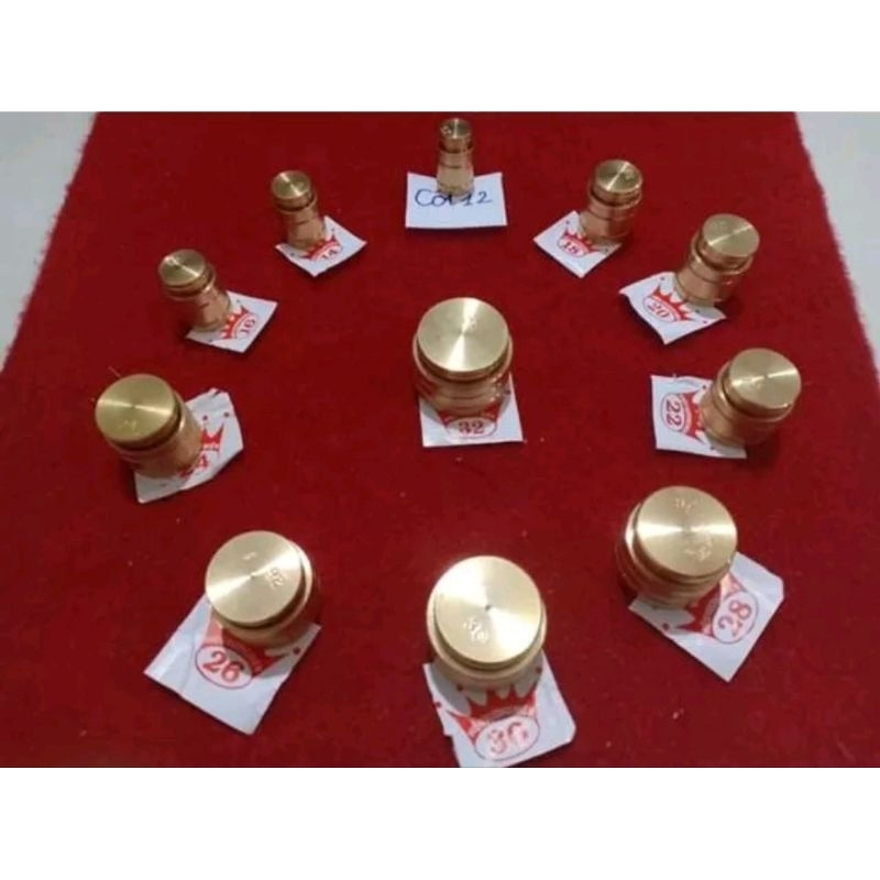 Bộ khuôn dùng làm nút bọc vải có nhiều Size từ 12li đến 20 li