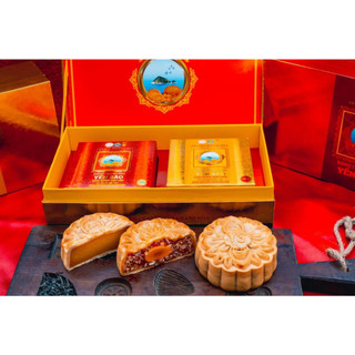 Bánh trung thu Yến Sào Khánh Hòa/ Bánh trung thu tan chảy.