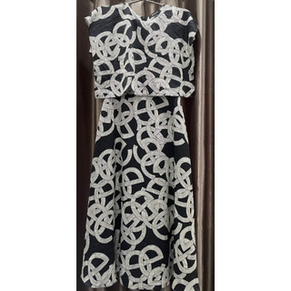 Thanh lý váy nhà elise sz M eo 68-71