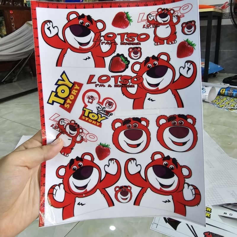 Tem logo sticker gấu dâu lotso kích thước A4 dán trang trí xe máy