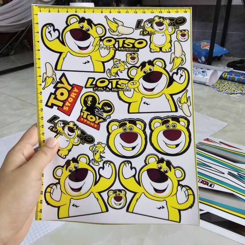 Tem logo sticker gấu dâu lotso kích thước A4 dán trang trí xe máy