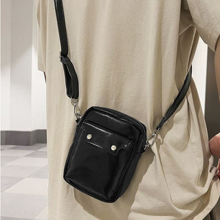 Túi đeo chéo nam nữ mini da pu mềm basic màu đen trắng